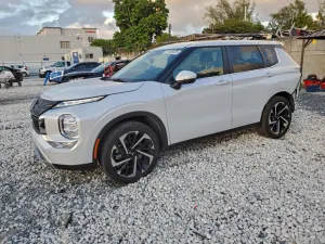 Mitsubishi Outlander SE 2.5L 4 2024
