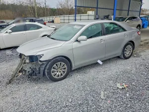 Toyota Camry BASE 2.5L 4 2011