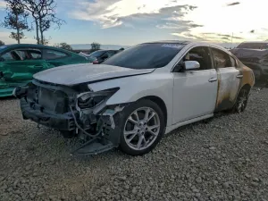 Nissan Maxima 3.5L 6 2012