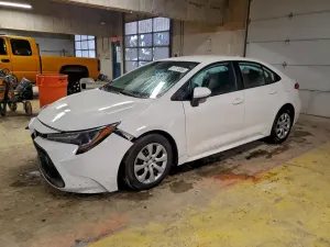 Toyota Corolla LE 1.8L 4 2021