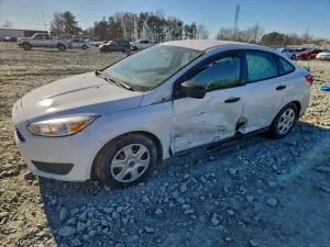 Ford Focus S 2.0L 4 2015