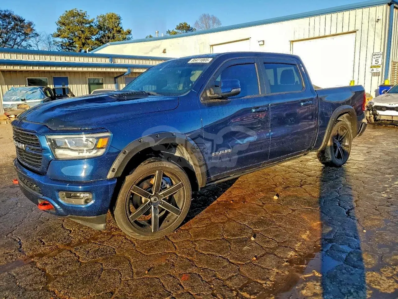 RAM 1500 LARAMIE 5.7L 8 2024