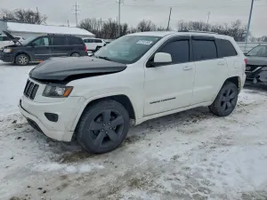 Jeep Grand Cherokee LAREDO 3.6L 6 2015