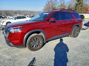 Nissan Pathfinder SV 3.5L 6 2022