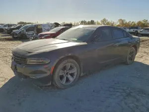 Dodge Charger SXT 3.6L 6 2016