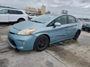 Toyota Prius 1.8L 4 2012
