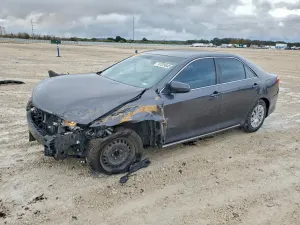 Toyota Camry L 2.5L 4 2013