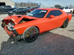 Dodge Challenger SRT HELLCAT 6.2L 8 2016