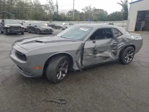 Dodge Challenger SXT 3.6L 6 2019