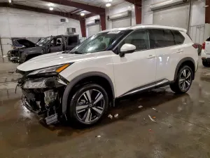 Nissan Rogue SL 2.5L 4 2021