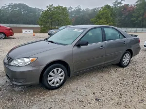 Toyota Camry LE 2.4L 4 2005