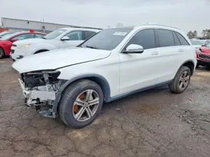Mercedes-Benz GLC 300 4MATIC 2.0L 4 2018