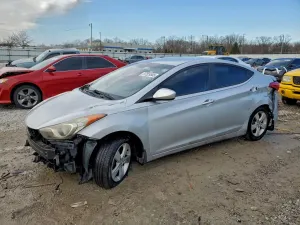 Hyundai Elantra GLS 1.8L 4 2012