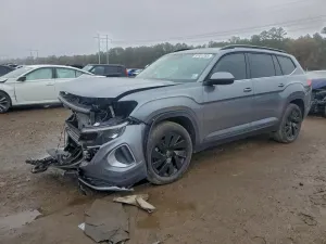 Volkswagen Atlas SE 2.0L 4 2025