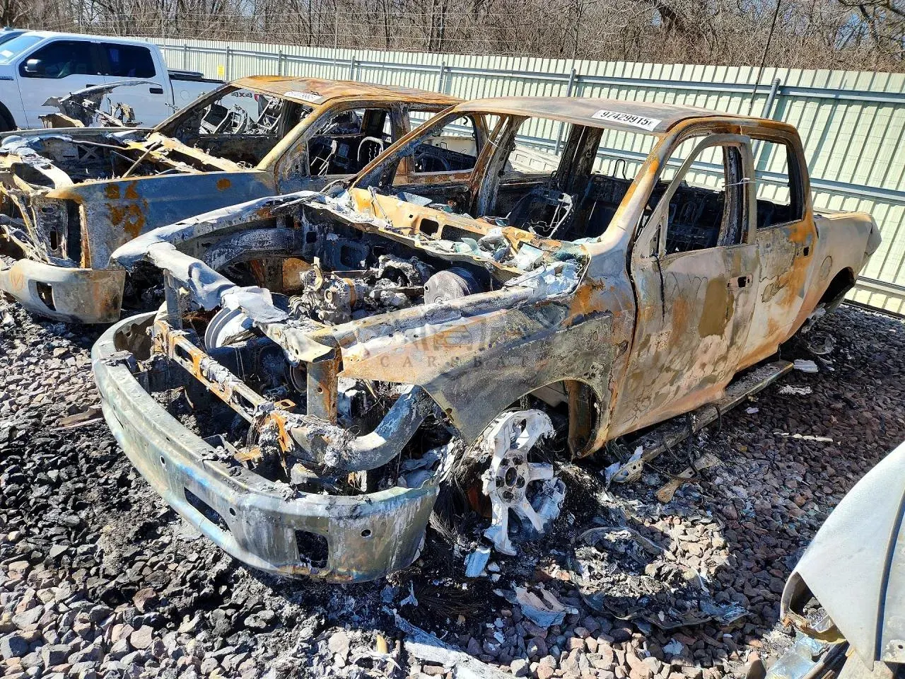 RAM 1500 LARAMIE 5.7L 8 2018