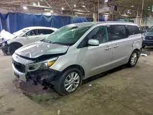 Kia Sedona LX 3.3L 6 2015