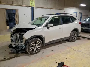 Subaru Forester LIMITED 2.5L 4 2021