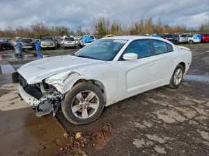 Dodge Charger 3.6L 6 2011