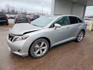 Toyota Venza LE 3.5L 6 2015