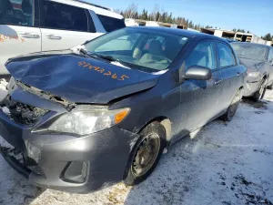 Toyota Corolla BASE 1.8L 4 2013