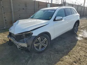 Mercedes-Benz GLC 300 2.0L 4 2020