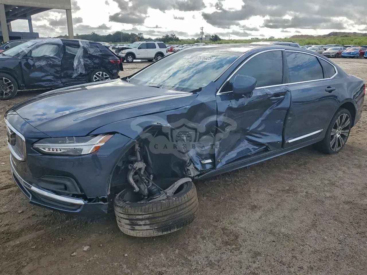 Volvo S90 2.0L 4 2023