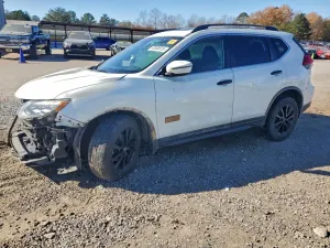 Nissan Rogue S 2.5L 4 2017