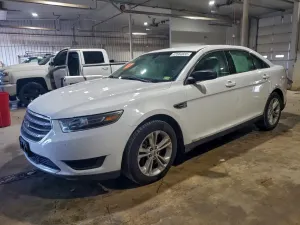 Ford Taurus SE 3.5L 6 2015