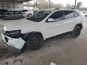 Jeep Cherokee LATITUDE PLUS 2.4L 4 2019