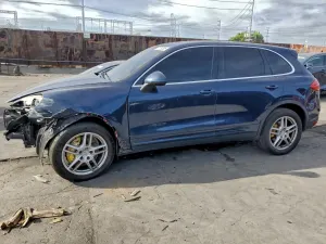 Porsche Cayenne S 4.8L 8 2011