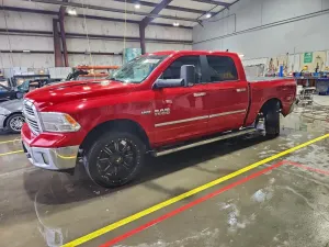 RAM 1500 SLT 5.7L 8 2017
