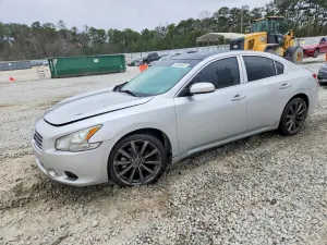 Nissan Maxima S 3.5L 6 2009