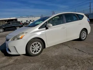 Toyota Prius 1.8L 4 2014