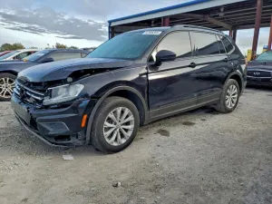 Volkswagen Tiguan S 2.0L 4 2018