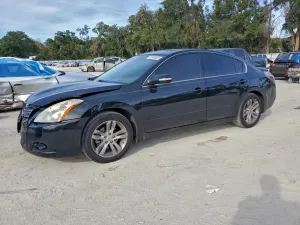 Nissan Altima SR 3.5L 6 2012
