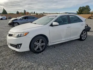 Toyota Camry L 2.5L 4 2014