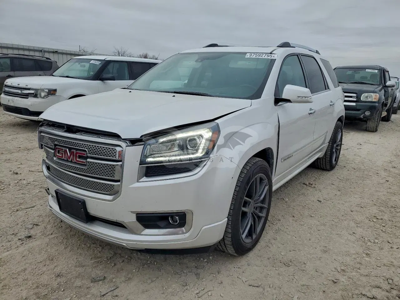 GMC Acadia 3.6L 6 2016
