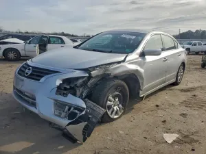 Nissan Altima 2.5 2.5L 4 2015