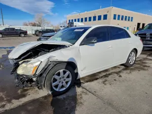 Toyota Avalon XL 3.5L 6 2006
