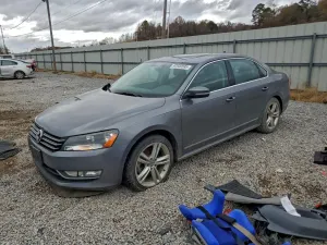 Volkswagen Passat SE 1.8L 4 2015