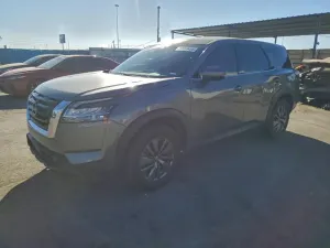 Nissan Pathfinder S 3.5L 6 2022