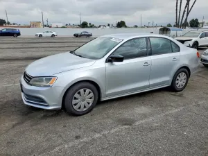 Volkswagen Jetta 2L 4 2015