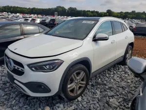 Mercedes-Benz GLA 2.0L 4 2021