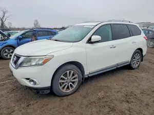 Nissan Pathfinder S 3.5L 6 2014