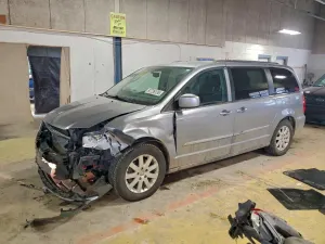 Chrysler Town & Country TOURING 3.6L 6 2016