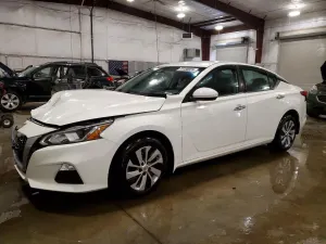 Nissan Altima S 2.5L 4 2019
