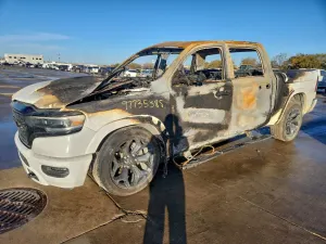 RAM 1500 5.7L 8 2023