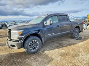 Nissan Titan SV 5.6L 8 2018