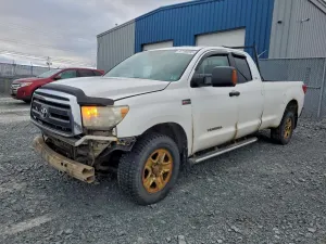 Toyota Tundra DOUBLE CAB SR5 5.7L 8 2011