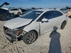 Toyota Corolla LE 2.0L 4 2024